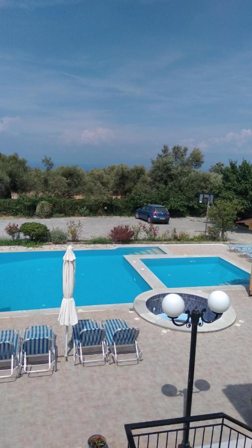 Amarandos Studios With Swimming Pool By Imagine Lefkada Tsoukalades Exterior photo